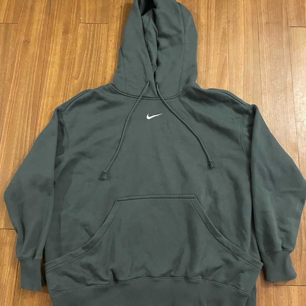 Modern Nike Men's Green Center Swoosh Hoodie